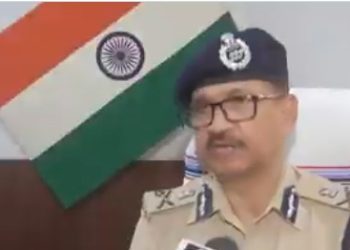 Bihar Election 2025 second phase security alert, Bihar DGP Vinay Kumar statement, Nepal border sealed before Bihar voting, Bihar police security deployment image, Bihar chunav 2025 suraksha व्यवस्था