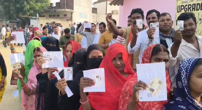 Bihar Election 2025 Voting Image, Bihar Assembly Election 2025 Booth Voting, Nitish Kumar Voting Bihar, Kishanganj Voting Bihar Election, Bihar Election Live Voting Photos