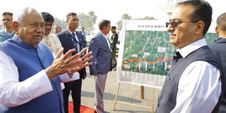 Nitish Kumar inspecting Danapur-Bihta Corridor construction Sherpur-Dighwara Ganga Bridge construction site view Patna infrastructure development inspection by CM Officials briefing CM Nitish Kumar at construction site