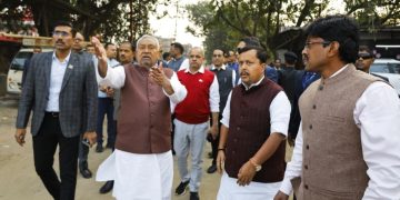 Nitish Kumar Patna Inspection Photo, CM Nitish Road Review in Patna, Bihar Development Work Mandiri Nala
