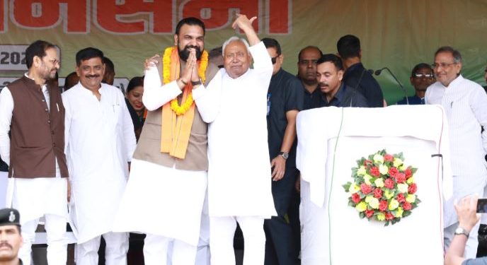Nitish Kumar addressing rally in Tarapur Bihar मुख्यमंत्री नीतीश कुमार का तारापुर में भाषण Nitish Kumar supporting Samrat Choudhary NDA election rally Bihar 2025 Nitish Kumar on Bihar development and education
