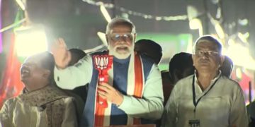 PM Modi Patna Roadshow Image, Narendra Modi Bihar Visit Photo, Modi Roadshow Dinkar Chowk Picture