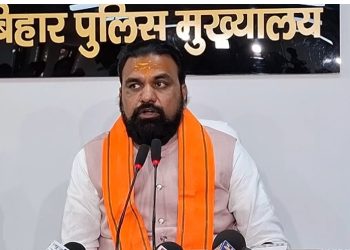 Samrat Choudhary meeting with Bihar police officials Bihar Home Minister press conference DGP Vinay Kumar with Home Minister Bihar law and order review meeting