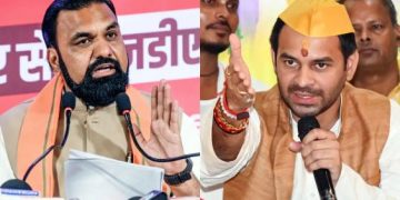 Patna bulldozer action latest images, Bihar poor houses demolition photo, Tej Pratap reaction press