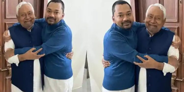 Nitish Kumar launching JDU membership campaign JDU leaders at membership drive event in Patna Sanjay Jha addressing JDU membership programme Vijay Chaudhary statement on JDU membership record Shravan Kumar comment on Nishant Kumar role