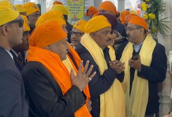 नीतीश कुमार तख्त श्री हरिमंदिर जी में मत्था टेकते हुए, Patna Sahib Nitish Kumar visit, बिहार म्यूज़ियम का निरीक्षण करते मुख्यमंत्री नीतीश कुमार
