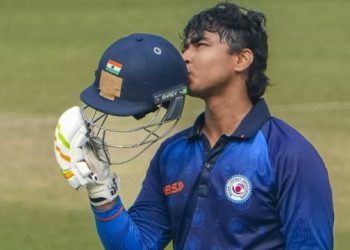 Vijay Hazare Trophy: बिहार की टीम ने रचा इतिहास.. स्कोर 500 के पार, वैभव सूर्यवंशी ने खेली 190 रन की पारी 