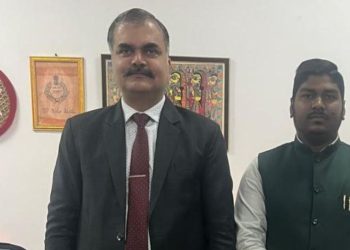 IG Vikas Vaibhav meeting E Aditya Singh in Patna, Let’s Inspire Bihar campaign review, Bihar youth entrepreneurship discussion, Vishveshwarya Bhawan meeting photo, Youth empowerment initiative in Bihar