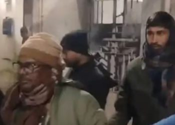 Sheohar revenue employee arrested taking bribe, Bihar vigilance trap action, jamabandi namantaran bribery case, vigilance department raid in Sheohar, land mutation corruption Bihar