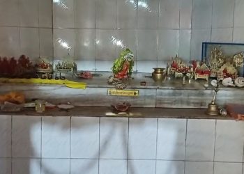 मशरक थाना के पास मंदिर, Ram Sita Lakshman Ashtadhatu idols, Chhapra temple robbery scene, Bihar temple theft news