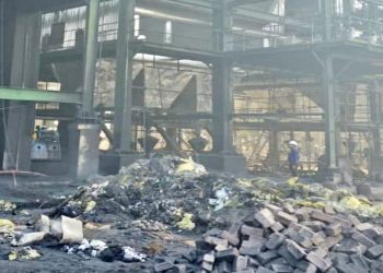 Chhattisgarh steel plant accident site, बलौदाबाजार स्टील प्लांट विस्फोट, Bihar migrant workers family mourning, गया के मजदूरों का गांव गोटीबांध