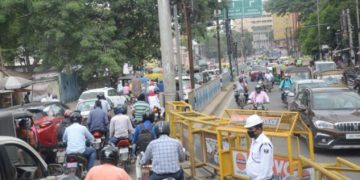 Patna Metro construction work, Nahar Road traffic diversion Patna, Khemnichak Metro Station latest photo, Patliputra Metro underground tunnel, Patna Metro elevated corridor