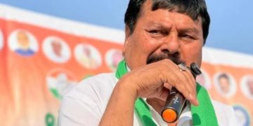 RJD सांसद सुरेंद्र प्रसाद यादव वायरल वीडियो, जहानाबाद सांसद का विवादित बयान, बिहार राजनीति में आरजेडी विवाद, वोटिंग को लेकर भड़के सांसद