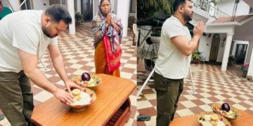 Tej Pratap Yadav Makar Sankranti Bhoj Patna Lalu Yadav Patna Dahi Chura Event Tejashwi Yadav Makar Sankranti Celebration Bihar Political Dahi Chura Bhoj Photos