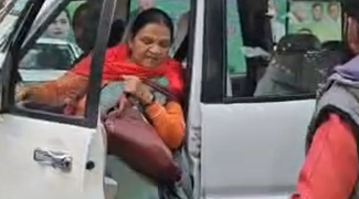 पटना में महागठबंधन की बैठक शुरू: राबड़ी आवास पर तेजस्वी यादव सहित सभी प्रमुख नेता जुटे, बजट सत्र में सरकार को घेरने की तैयारी!