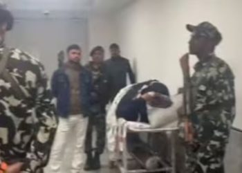 Pappu Yadav in PMCH hospital पप्पू यादव अस्पताल में भर्ती Beur Jail to PMCH transfer Pappu Yadav health checkup PMCH Patna news image