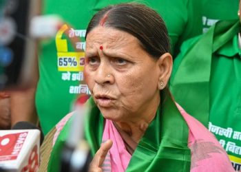 Bihar Vidhan Parishad protest, NEET छात्रा न्याय की मांग, Rabri Devi in council, विपक्ष का प्रदर्शन पटना, Bihar budget session uproar