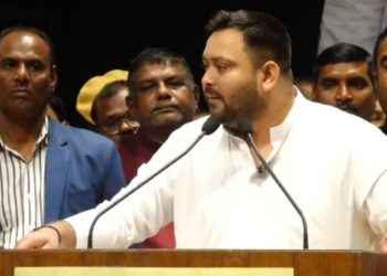 Tejashwi Yadav at Karpoori Thakur Punyatithi event, RJD leaders in Patna program, Bapu Sabhagar political meeting, Bihar opposition leader speech