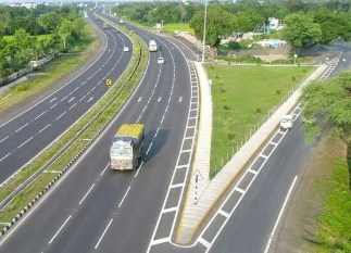 बिहार में मेगा ऐलान! 5 नए एक्सप्रेसवे, 12 पुल और 1300 नौकरियां, अब पटना पहुंचने में सिर्फ 4 घंटे