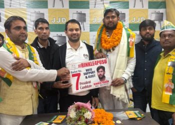 Patna University campus image, PU Student Union Election 2026 voting scene, Rinkle Yadav supporters in campus, Patna University students election campaign 2026