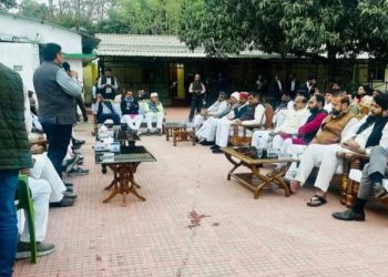 Tejashwi Yadav Mahagathbandhan meeting, Bihar Budget opposition reaction, Rabri Devi residence political meeting