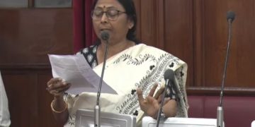Shashi Yadav speaking in Bihar Vidhan Parishad, Bihar Land Reform Commission discussion, Nitish Kumar government budget debate, Bihar housing crisis issue in council