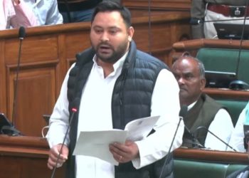 Tejashwi Yadav speech in Bihar Assembly, बिहार विधानसभा में तेजस्वी यादव भाषण, Bihar budget session debate visuals, Tejashwi Yadav attacking Nitish government, Assembly uproar Bihar politics