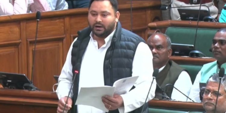 Tejashwi Yadav speech in Bihar Assembly, बिहार विधानसभा में तेजस्वी यादव भाषण, Bihar budget session debate visuals, Tejashwi Yadav attacking Nitish government, Assembly uproar Bihar politics