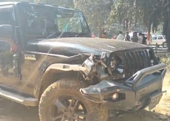 ब्रेकिंग: नीतीश कुमार के आवास के पास थार ने पुलिस पेट्रोलिंग वाहन को ठोंका, बैरिकेड तोड़कर पार्क में घुसा!