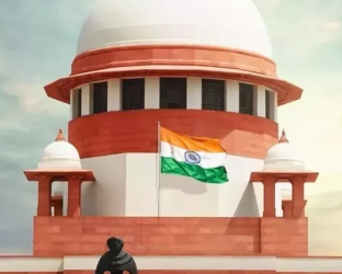 सुप्रीम कोर्ट ने NCERT किताब पर पूर्ण प्रतिबंध लगाया: क्लास 8 की किताब की छपाई, री-प्रिंटिंग, डिजिटल शेयरिंग और वितरण पर पूरी तरह रोक